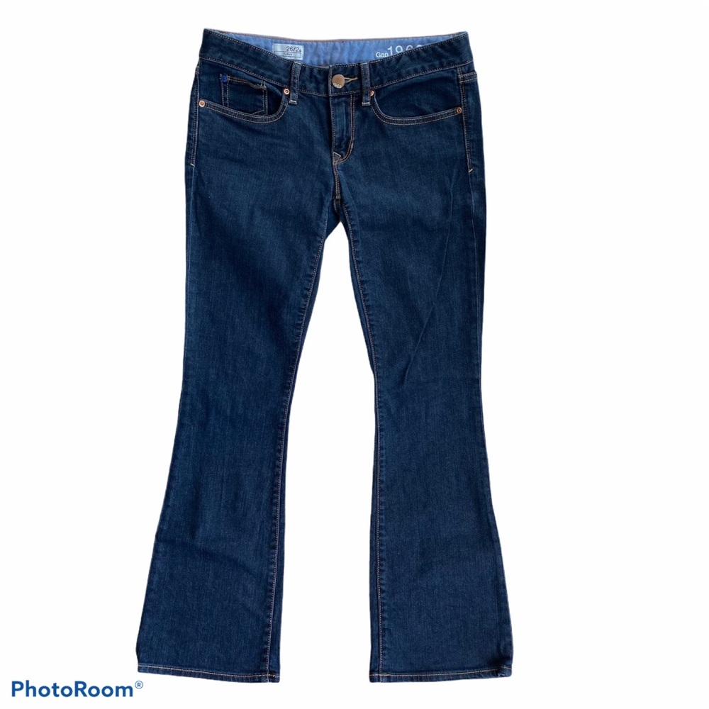GAP 1969 Women’s Curvy Fit Jeans - Size 26/2a